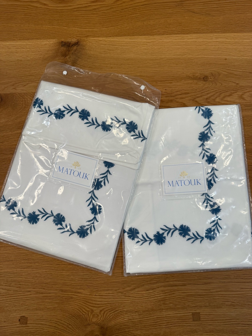 Matouk Daphne Sea Embroidered King Pillow Sham PAIR SET OF TWO White Blue Corded